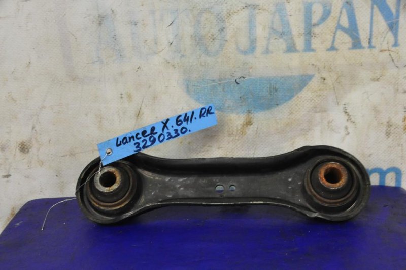 Рычаг задней подвески поперечный нижний задний левый MITSUBISHI LANCER X 10 07-15 Седан 2.0 Рычаг задней подвески поперечный нижний задний левый MITSUBISHI LANCER X 10 07-15 Седан 2.0