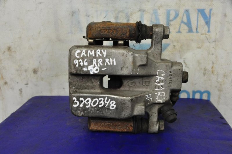 Запчасть суппорт тормозной задний правый TOYOTA CAMRY 50 12-15 2013 ASV50 2.5 2ARFE 47830-06120 Б/У Суппорт тормозной задний правый TOYOTA CAMRY 50 12-15 2013 ASV50 2.5 2ARFE 47830-06120 Б/У