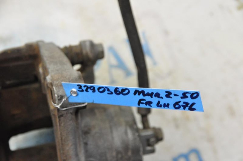 Суппорт тормозной передний левый MURANO Z50 02-07 2006 Внедорожник 3.5 Суппорт тормозной передний левый MURANO Z50 02-07 2006 Внедорожник 3.5