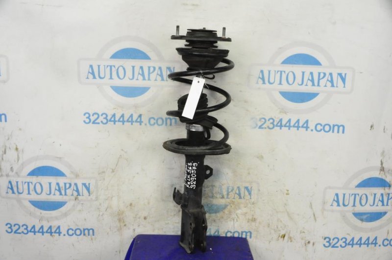 Амортизатор передний левый TOYOTA MATRIX 02-08 48520-A9200 Б/У