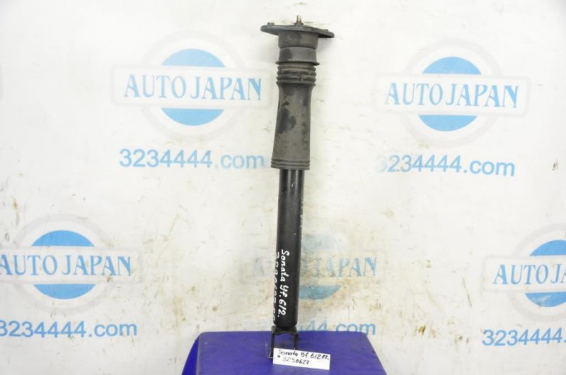 Амортизатор задний HYUNDAI SONATA YF 10-14 2011 Седан 2.4 55311-3Q610 Б/У