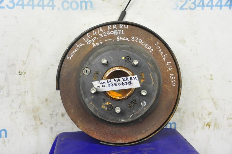 Запчасть тормозной диск задний HYUNDAI SONATA LF 2014- 58411-3Q000 Б/У Тормозной диск задний HYUNDAI SONATA LF 2014- 58411-3Q000 Б/У