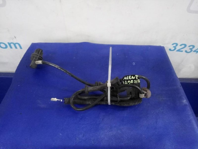 Запчасть датчик abs передний левый HYUNDAI ACCENT RB 10- 95670-1R000 Б/У Датчик ABS передний левый HYUNDAI ACCENT RB 10- 95670-1R000 Б/У