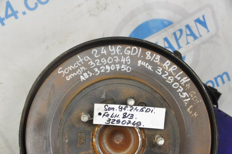 Ступица задняя левая SONATA YF 10-14 2011 Седан 2.4 Ступица задняя левая SONATA YF 10-14 2011 Седан 2.4