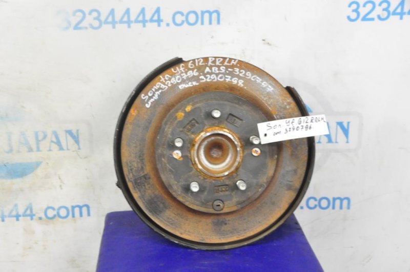 Запчасть ступица задняя левая HYUNDAI SONATA YF 10-14 2011 Седан 2.4 52730-3S200 Б/У Ступица задняя левая HYUNDAI SONATA YF 10-14 2011 Седан 2.4 52730-3S200 Б/У