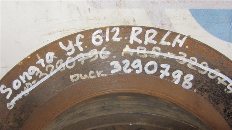 Тормозной диск задний SONATA YF 10-14 2011 Седан 2.4 Тормозной диск задний SONATA YF 10-14 2011 Седан 2.4