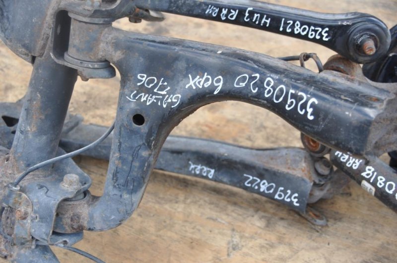 Рычаг задней подвески поперечный верхний задний правый MITSUBISHI GALANT 03-12 2011 Седан 2.4 MN101159 Б/У