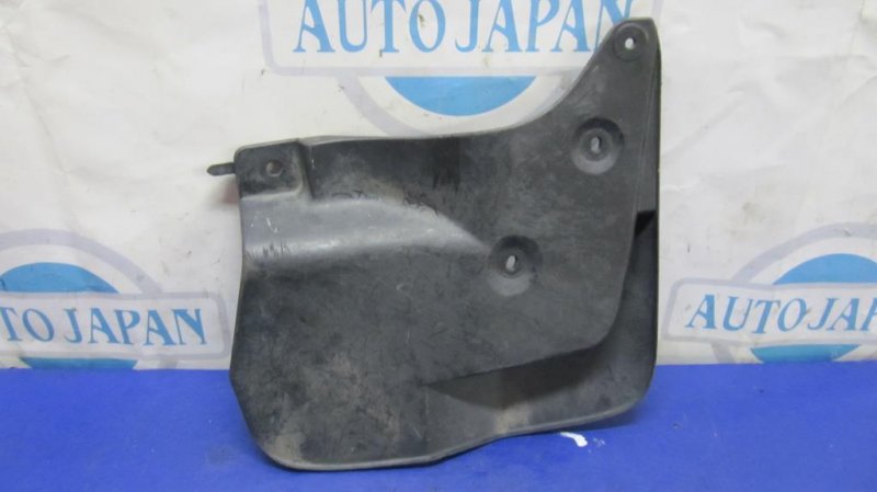 Брызговик передний левый LX570 07-15