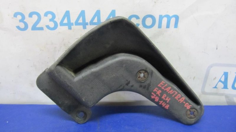 Брызговик передний правый HYUNDAI ELANTRA HD 06-11 86832-2D000 Б/У