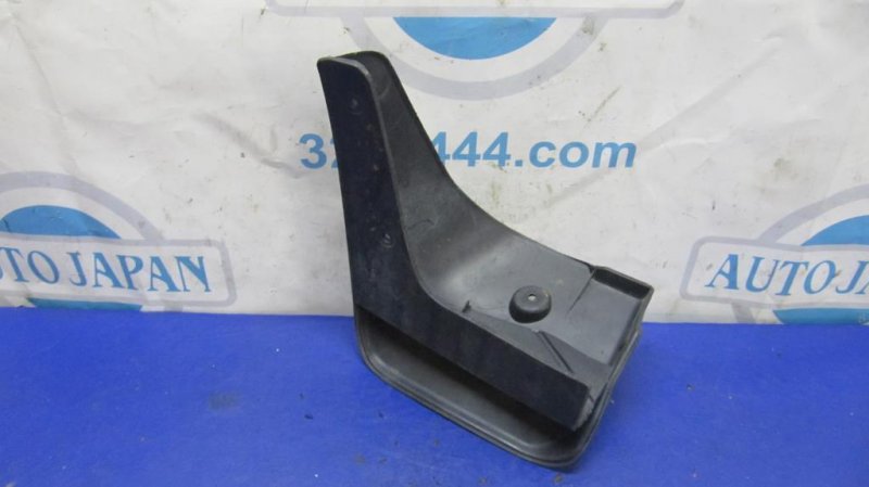 Брызговик задний правый COROLLA 150 06-13 Брызговик задний правый COROLLA 150 06-13