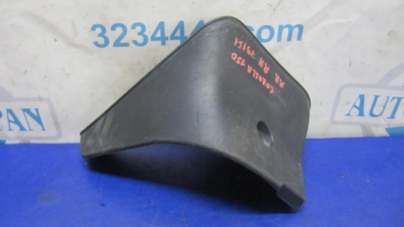 Брызговик задний правый TOYOTA COROLLA 150 06-13 Брызговик задний правый TOYOTA COROLLA 150 06-13
