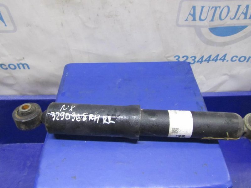 Амортизатор задний правый LEXUS NX 14-21 2014 Внедорожник 2.0T 4853078010 Б/У