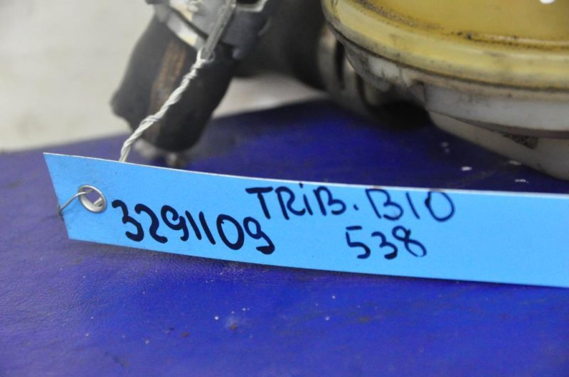 Бачок ГУР TRIBECA B10 07-13 Бачок ГУР TRIBECA B10 07-13