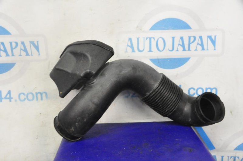 Патрубок воздушного фильтра HYUNDAI SONATA YF 10-14 28130-3Q160 Б/У