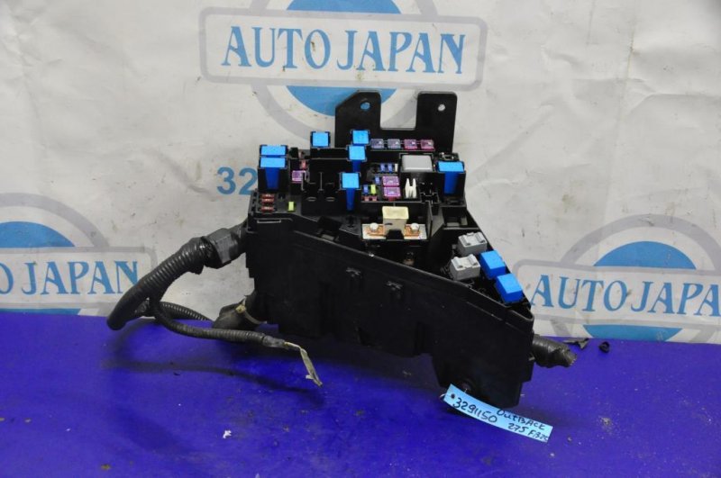 Блок предохранителей моторный отсек SUBARU OUTBACK 09-14 BR