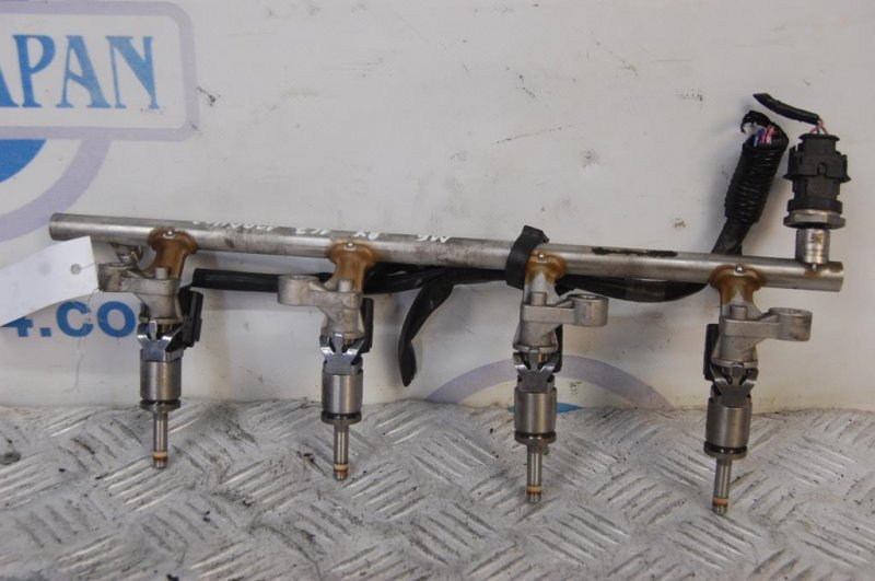 Форсунка топливная 6 GJ 12- 2013 Седан 2.5