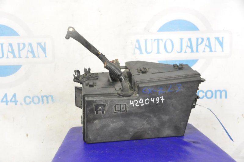 Блок предохранителей моторный отсек CX-7 06-12