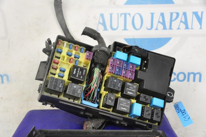 Блок предохранителей моторный отсек MAZDA CX-7 06-12 EG21-66-760B Б/У