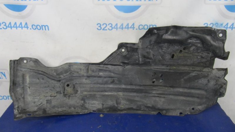 Подкрылок передний правый INFINITI M35/M45 04-10 63842-EG000 Б/У