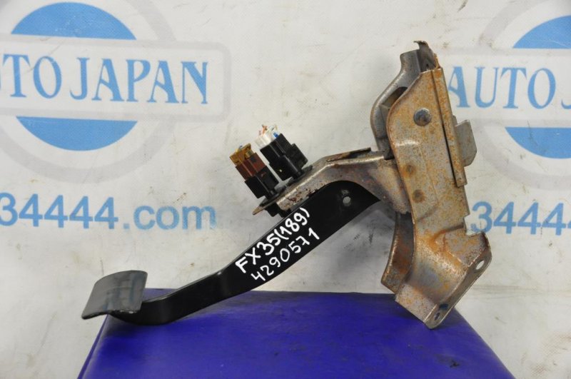 Педаль тормоза INFINITI FX S50 03-08 46501-AC715 Б/У