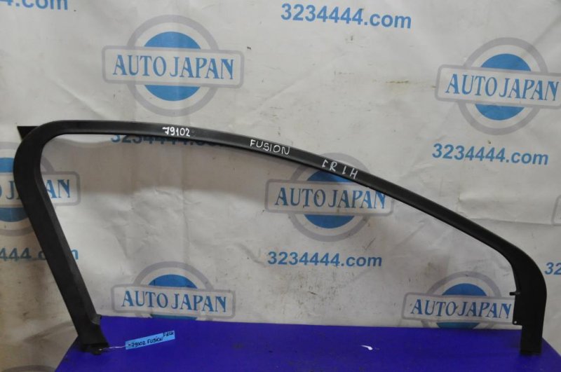 Молдинг двери передний левый FORD FUSION 14- DS7Z-5451753-AA Б/У