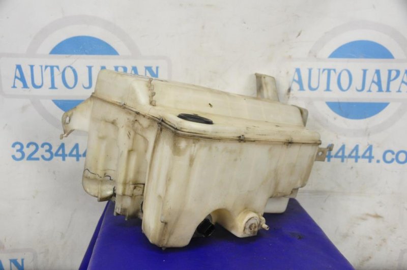 Бачок омывателя LEXUS LX470 98-07 855341-050 Б/У
