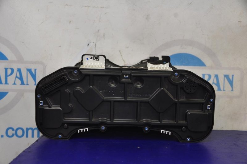 Панель приборов AURIS 06-12