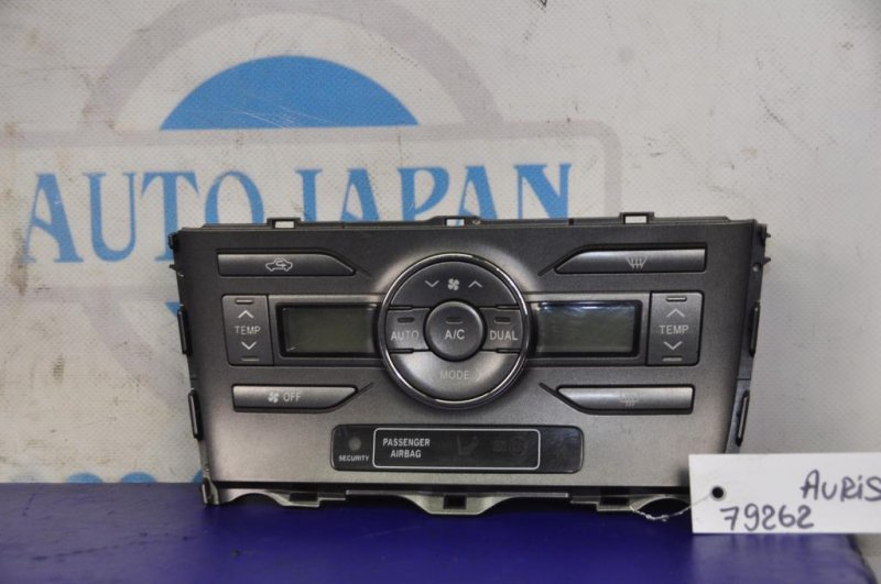 Блок управления печкой TOYOTA AURIS 06-12 55900-02220B Б/У