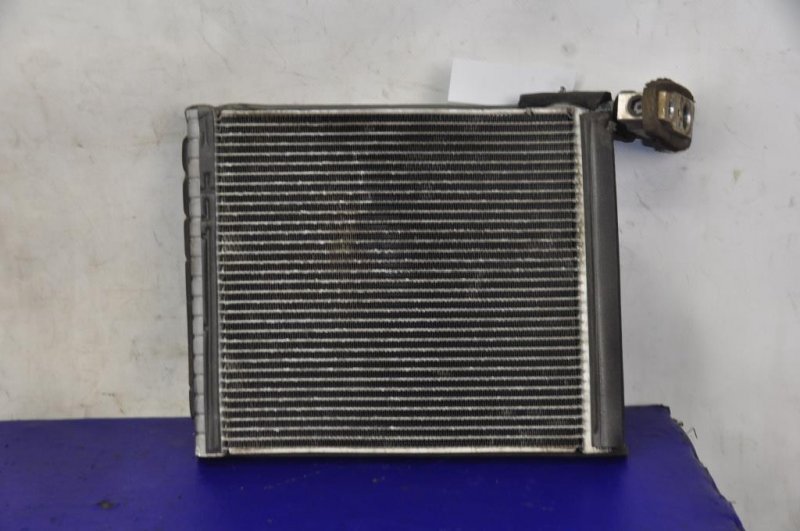 Испаритель кондиционера TOYOTA AURIS 06-12 88501-02202 Б/У