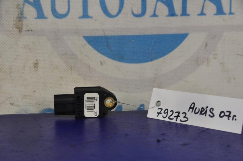 Запчасть датчик удара TOYOTA AURIS 06-12 89831-02060 Б/У Датчик удара TOYOTA AURIS 06-12 89831-02060 Б/У