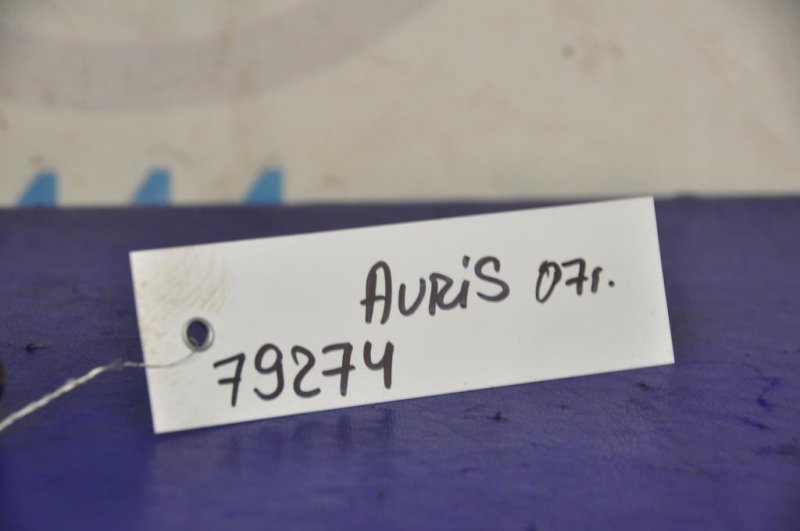 Датчик удара передний правый AURIS 06-12