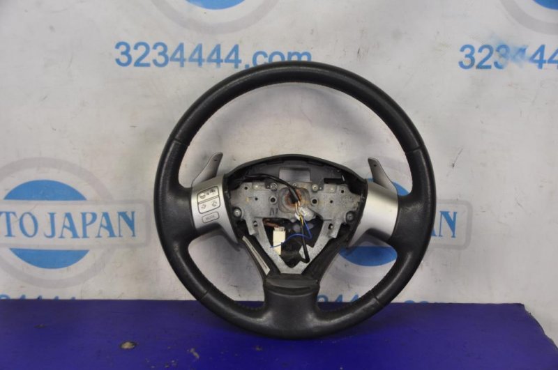 Руль TOYOTA AURIS 06-12 45100-02640-B0 Б/У