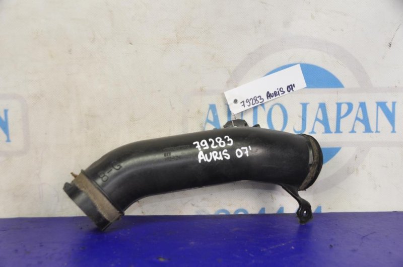Патрубок воздушного фильтра AURIS 06-12