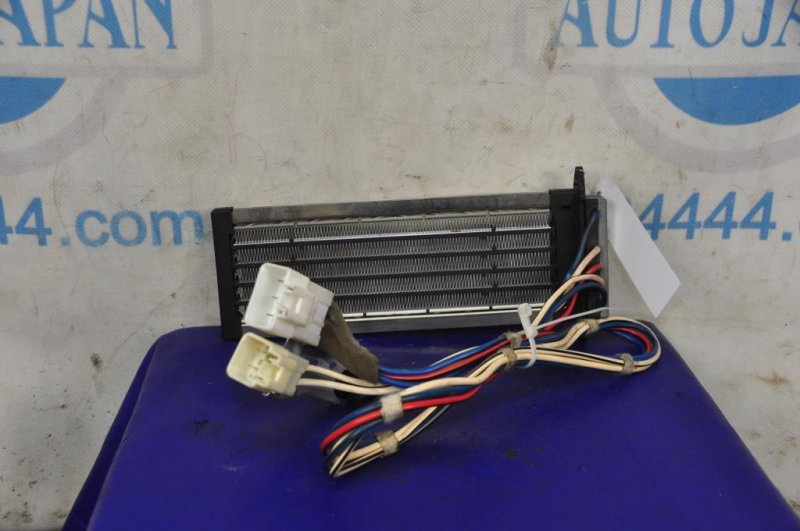Радиатор печки TOYOTA AURIS 06-12 87710-02020 Б/У