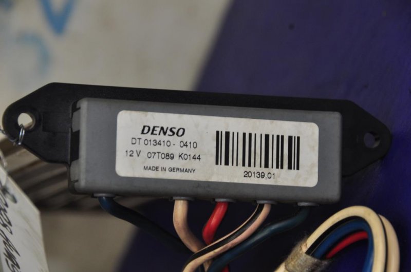 Радиатор печки AURIS 06-12