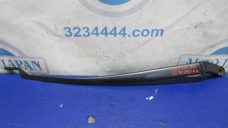 Поводок стеклоочистителя передний VENZA 09-16 Поводок стеклоочистителя передний VENZA 09-16