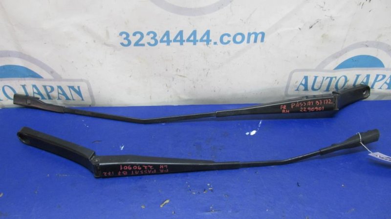 Поводок стеклоочистителя передний PASSAT B7 11-15