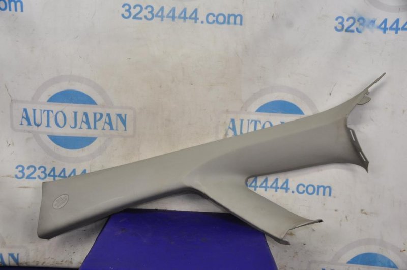 Накладка на стойку кузова TOYOTA AURIS 06-12 6222002050 Б/У