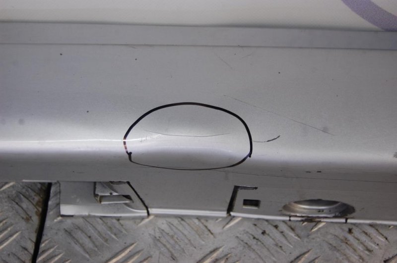 Накладка порога наружная левая TOYOTA PRIUS - 30 09-17