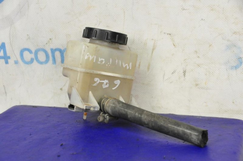 Бачок главного тормозного цилиндра NISSAN MURANO Z50 02-07 2006 Внедорожник 3.5 46090-CA000 Б/У