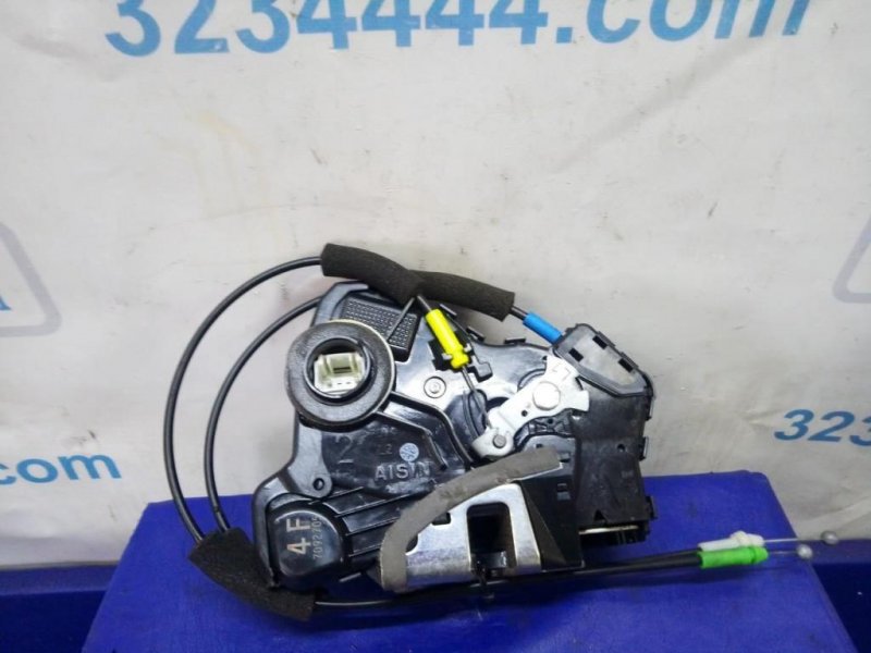 Замок двери передний правый AURIS 06-12