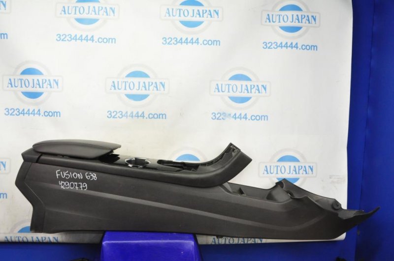Подлокотник FORD FUSION 14- 2014 Седан 2.5 DS7Z-54045B30-AA Б/У
