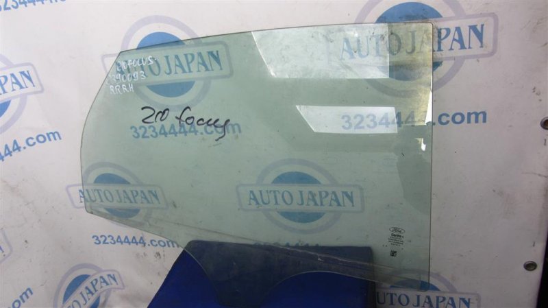 Стекло двери заднее правое FORD FOCUS 10-18 CP9Z-5825712-A Б/У