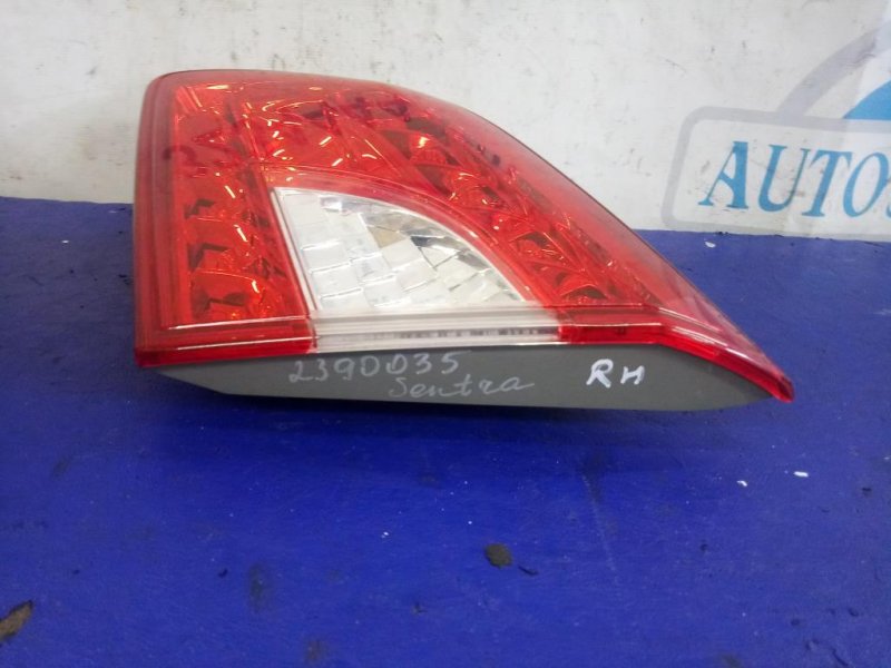 Фонарь внутренний задний правый NISSAN SENTRA B17 12-21