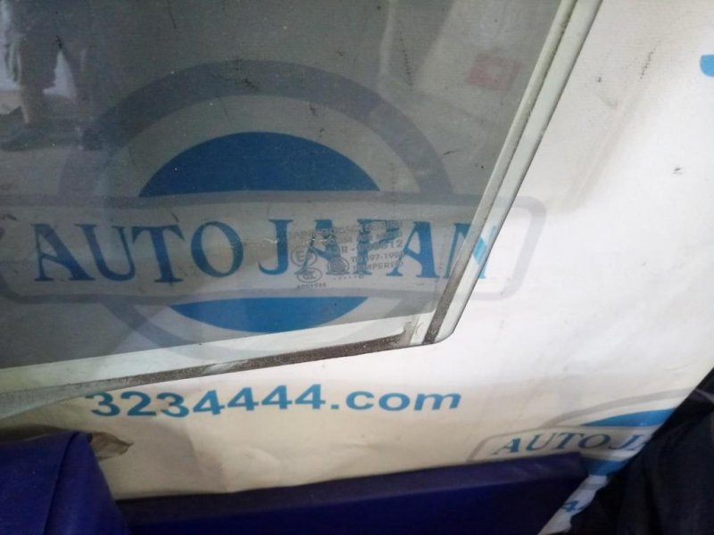 Стекло двери переднее левое 3 BK 03-08