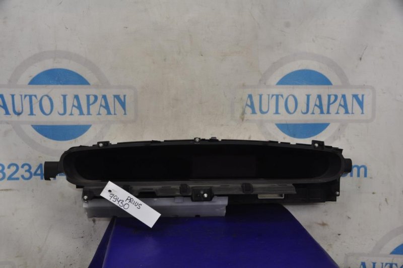 Панель приборов TOYOTA PRIUS - 20 03-11 8380047370 Б/У