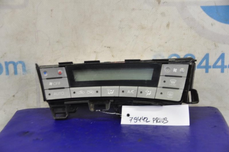 Блок управления печкой TOYOTA PRIUS - 30 09-17 55900-47120 Б/У
