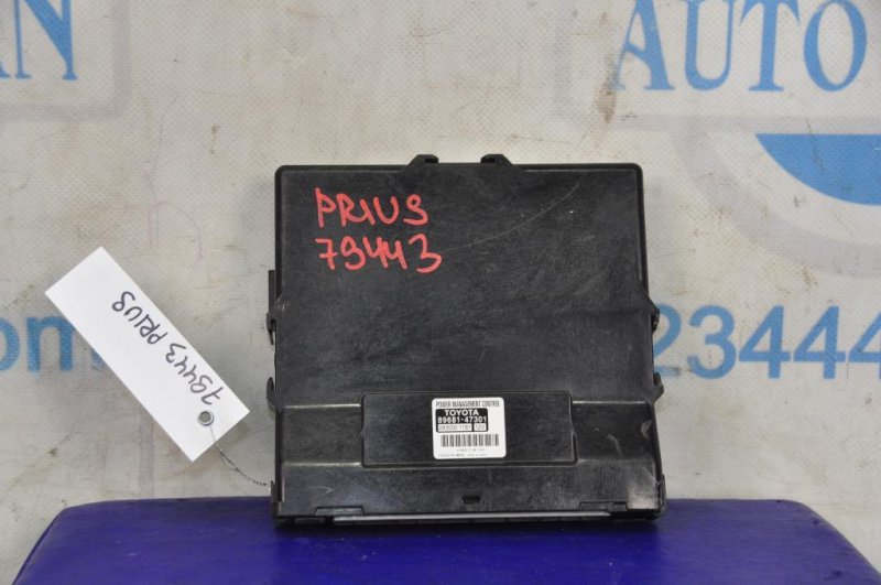 Блок управления бортовой сети TOYOTA PRIUS - 30 09-17 89681-47301 Б/У