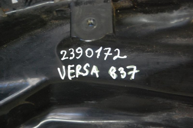 Поддон механизма дворников TIIDA/VERSA C11 04-11