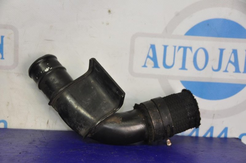 Патрубок интеркулера KIA SORENTO BL 02-09